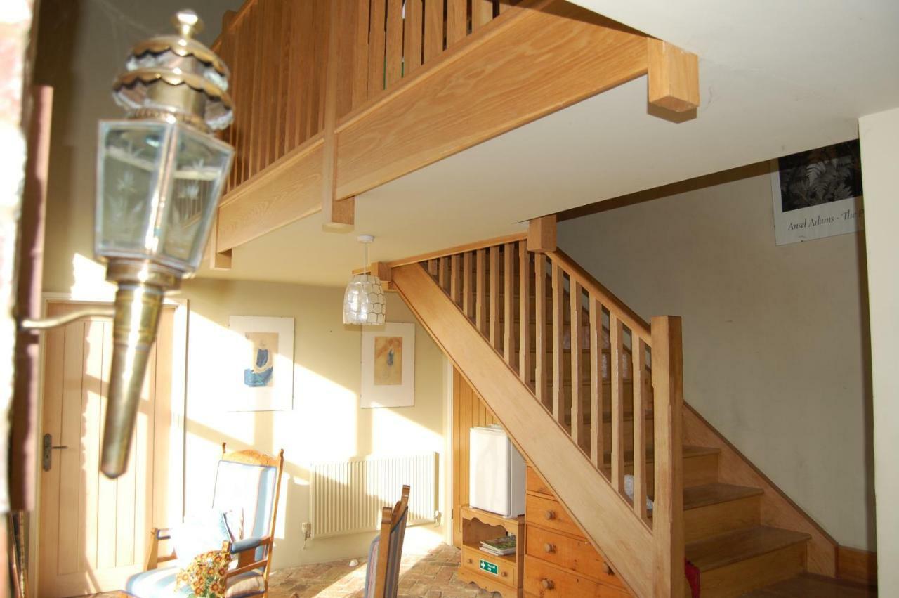 Home Barn Bed And Breakfast Yeovil Exterior photo